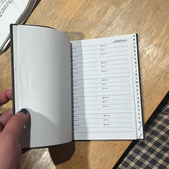 Address book new - Picture 2 of 3